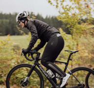 Velo apģērbs